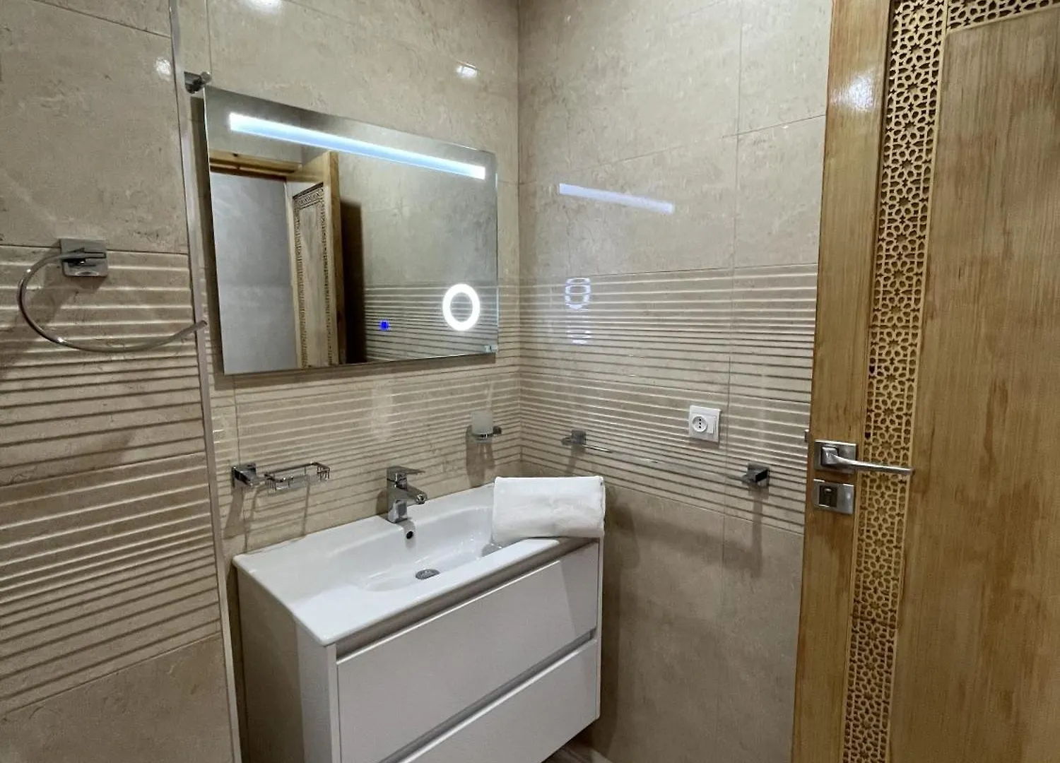 Modern Apartment With Fully Equipped Kitchen Perfect Location In Marrakech Marrakesh